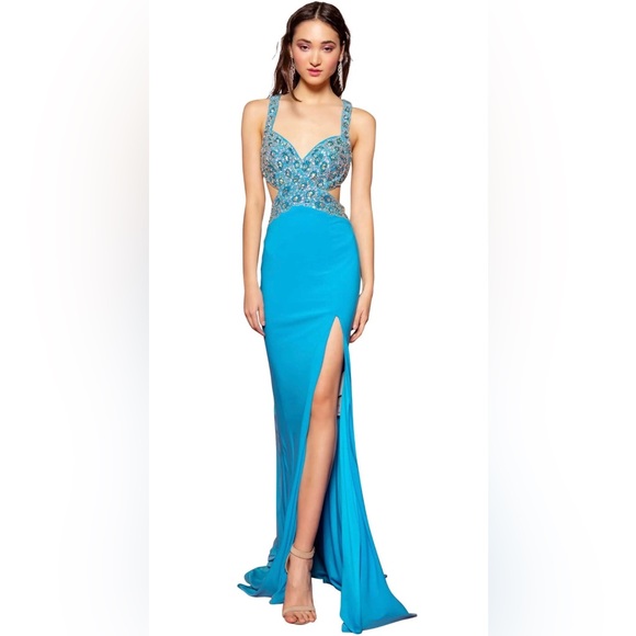 Dresses & Skirts - Elizabeth K - GL2144 Sweetheart Neckline Embroidery Gown Size Large NWT Prom